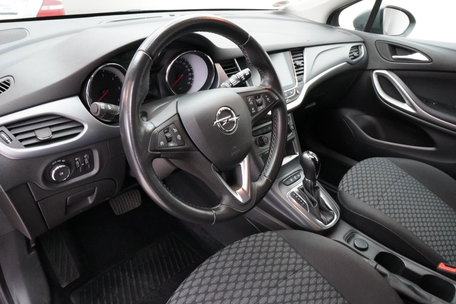 Fahrzeugabbildung Opel Astra K Sports Tourer Edition *Autom*Navi*