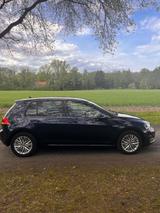 Volkswagen Golf 1.6 TDI DSG BMT CUP CUP - Volkswagen Golf Limousine Cup mit Diesel-Antrieb
