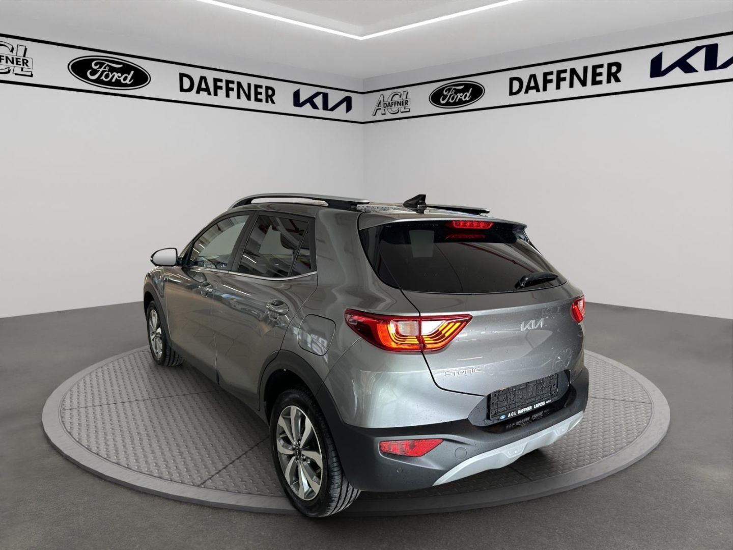 Fahrzeugabbildung Kia Stonic Nightline Edition 1.0 T-GDI Mild-Hybrid E