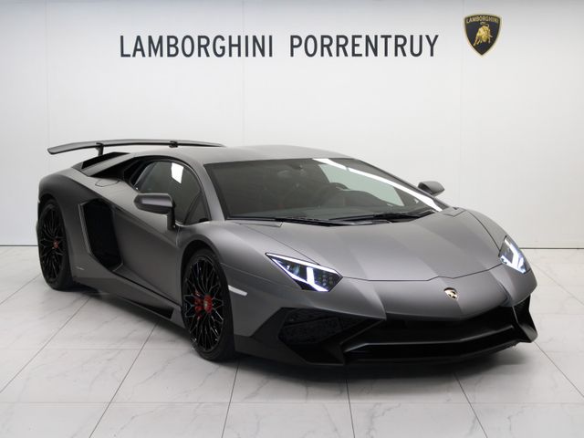 Lamborghini Aventador LP 750-4 Superveloce