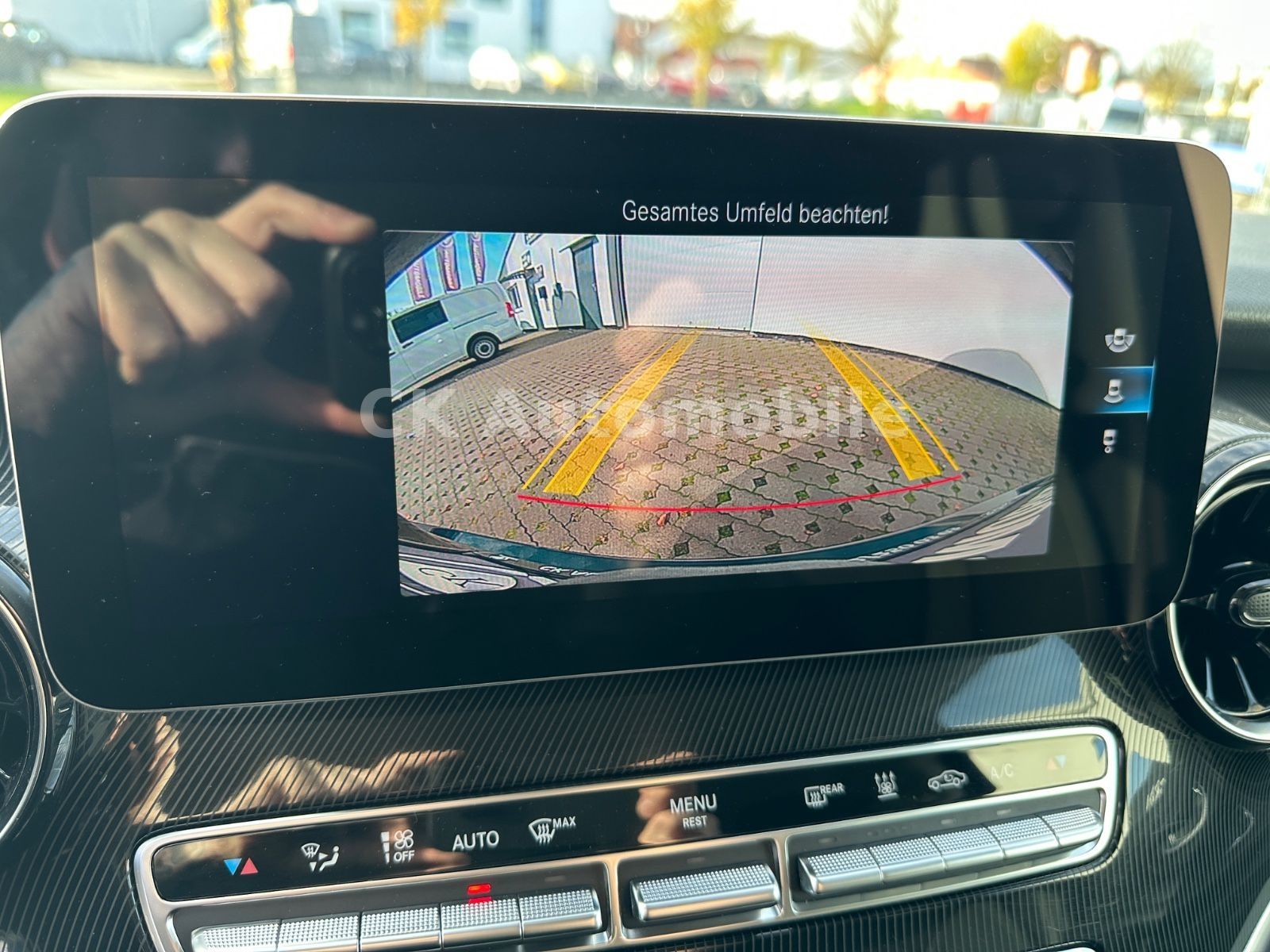 Fahrzeugabbildung Mercedes-Benz V 300d EDITION Kompakt/5 Sitze/Navi/LED/AHK