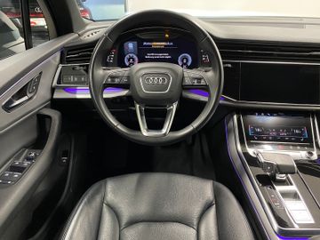 Audi Q7 - 7