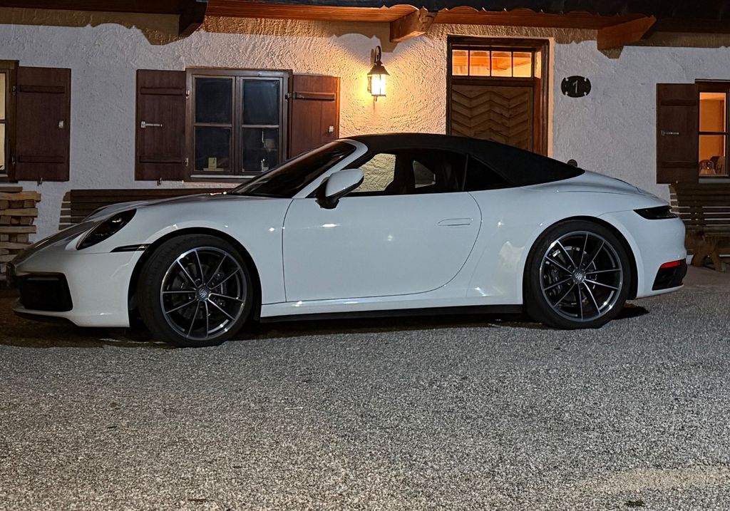 Porsche 992