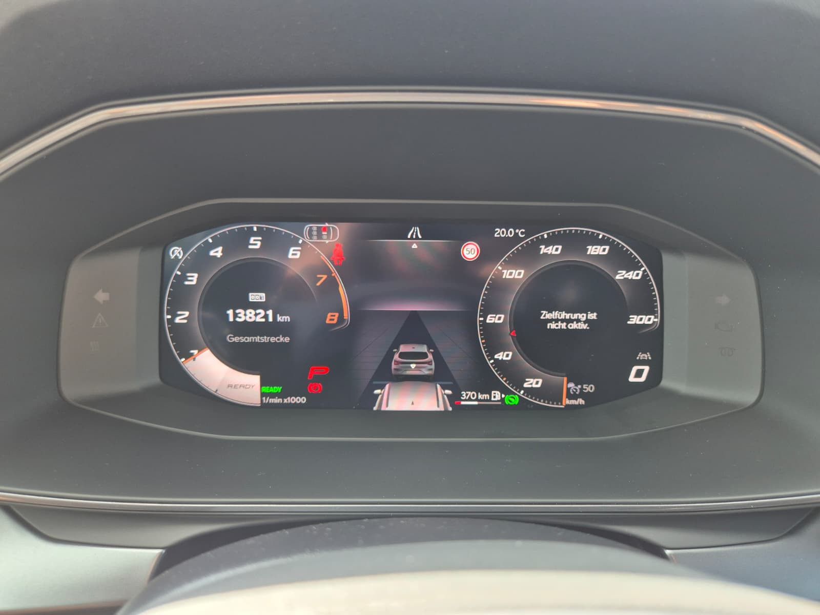 Fahrzeugabbildung CUPRA Leon 1.5 eTSI DSG PANO*AHK*DYNAMICA*EDGE*18" 5JG