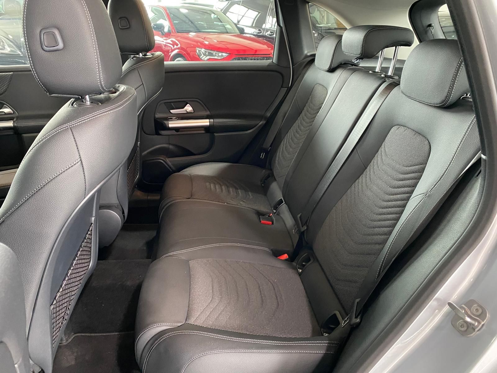 Fahrzeugabbildung Mercedes-Benz B 180 Progressive Advanced/MBUX-High/