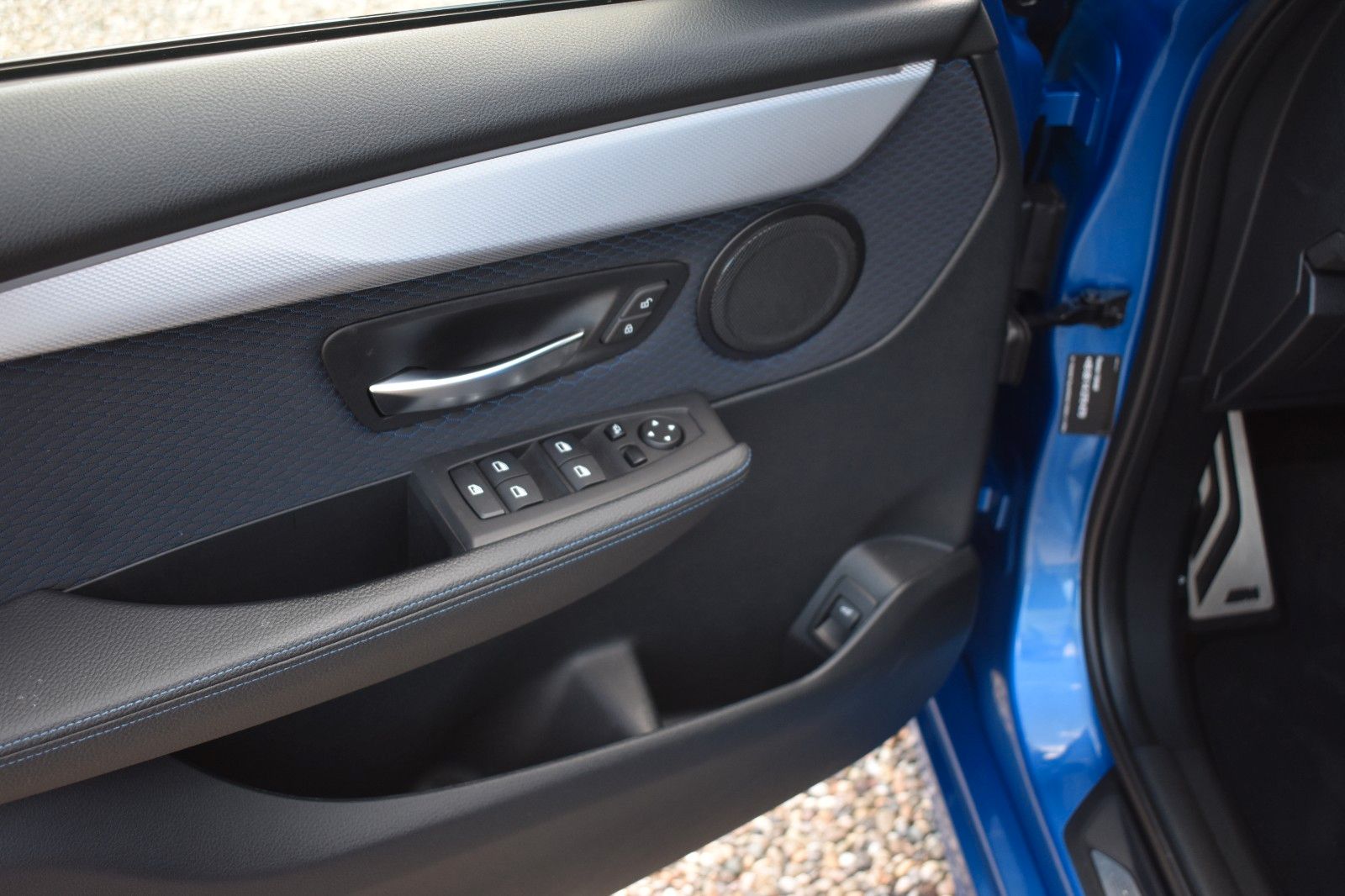 Fahrzeugabbildung BMW 220i Active Tourer M Sport HUD DAB Memory Kamera