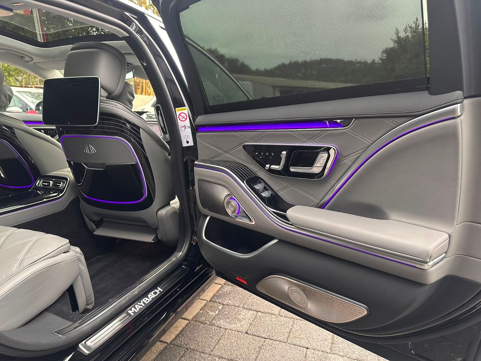 Fahrzeugabbildung Mercedes-Benz S 580 4 matic Maybach *PANO*TV*KLAPPTISCH*STANDH