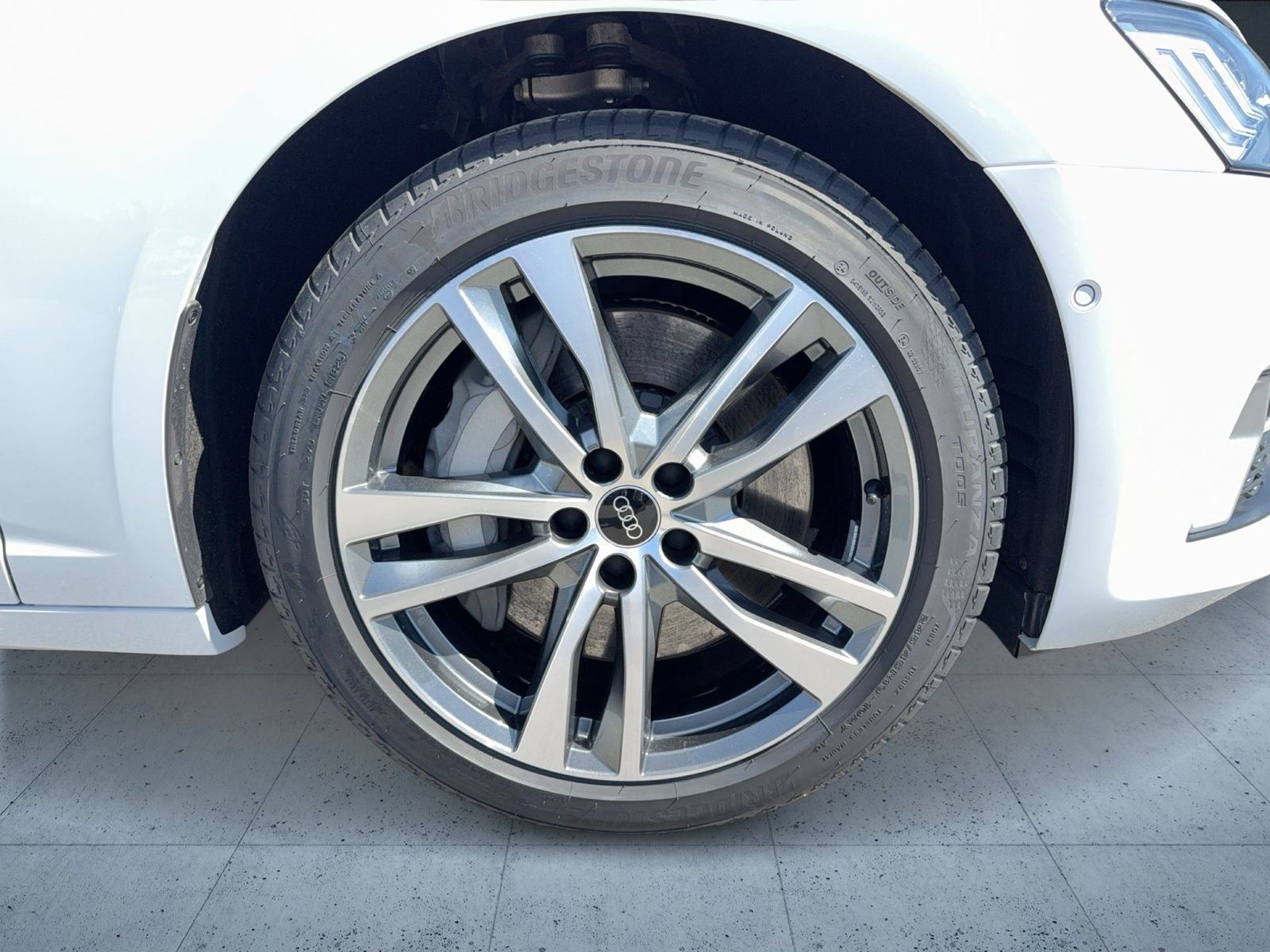 Audi A6 - Bild 8