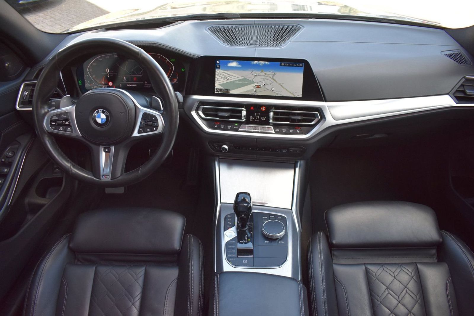 BMW 330 3-serie Touring 330d xDrive High Executive ' imagem 2