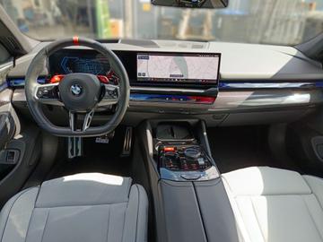 2025 BMW M5 — миниатюра 23