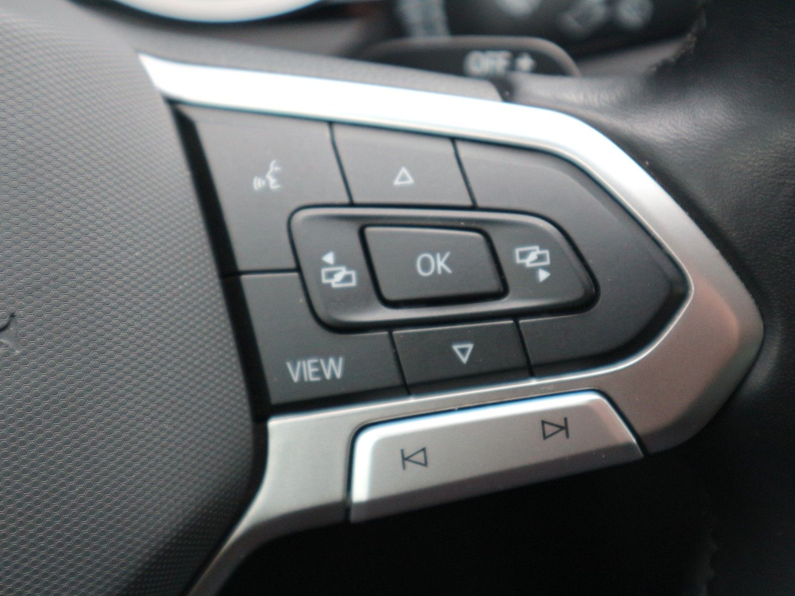 Volkswagen Passat - Bild 14