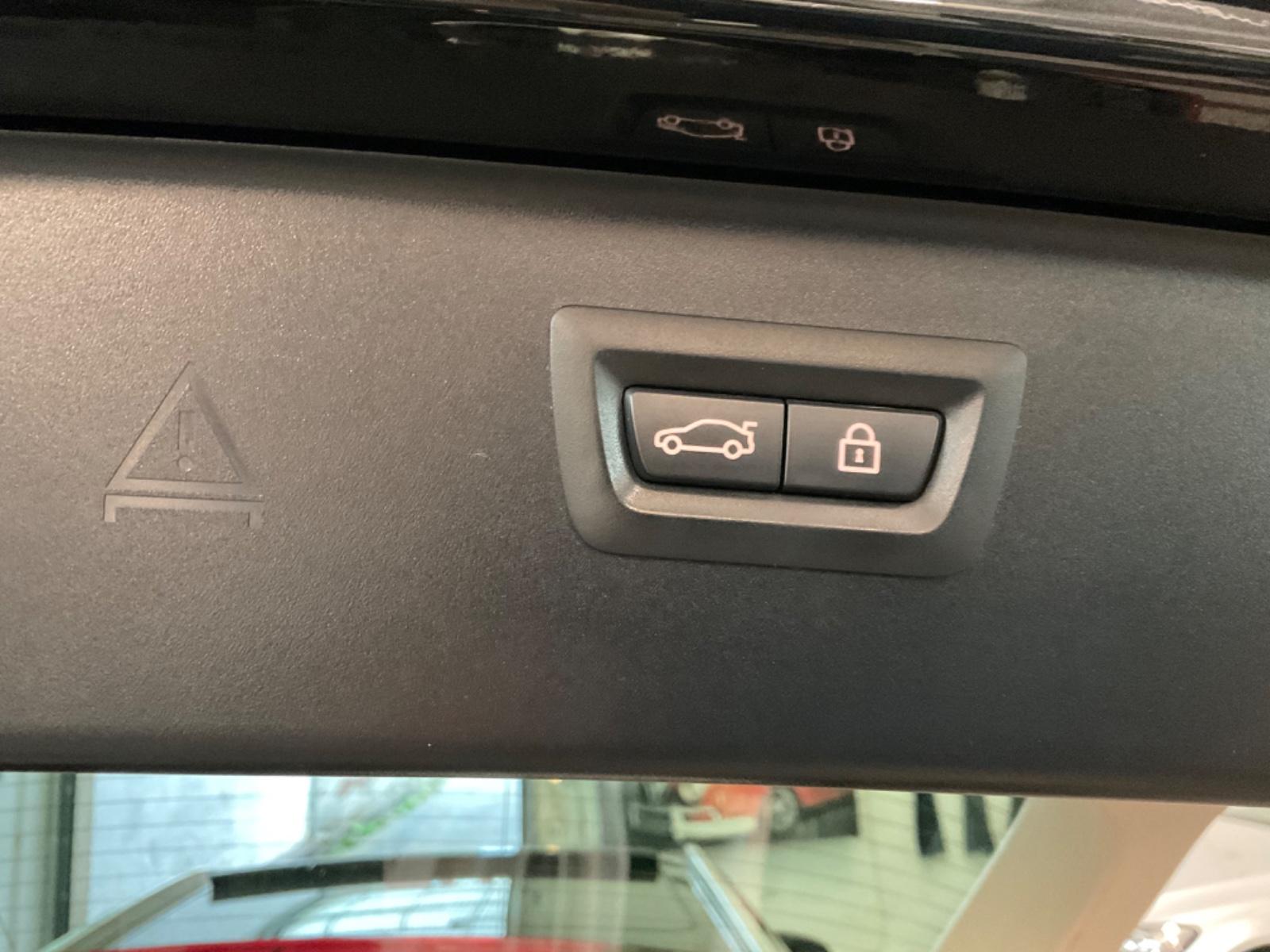 BMW 530d xDrive/Leder/Nav/Pano/SH/HeadUp/Inno Paket