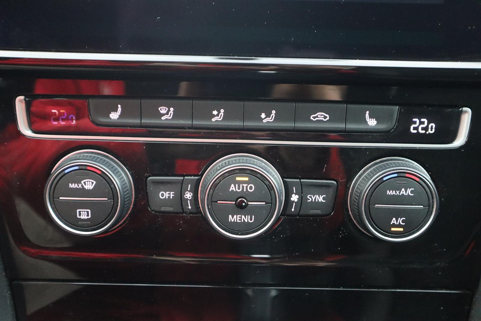 Volkswagen Golf VII Variant 1.5 16V TSI Highline