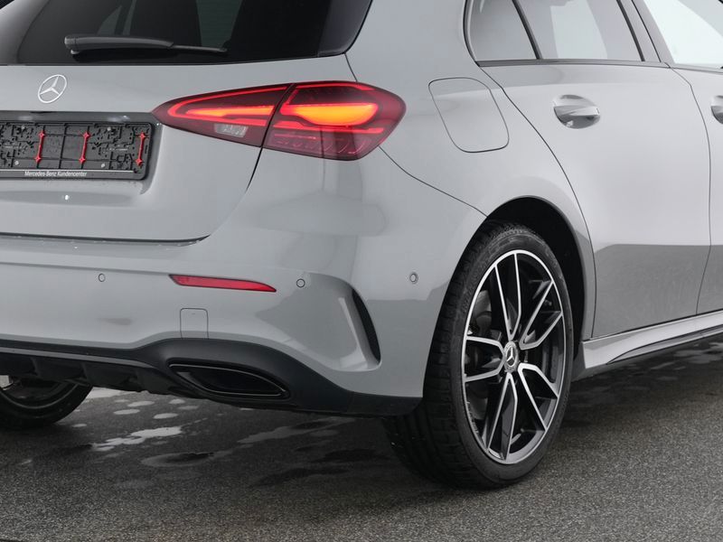 Fahrzeugabbildung Mercedes-Benz A 250 e AMG Special Edition+Night+11kW+Totw+Kam