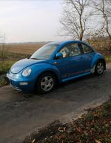 Volkswagen New Beetle 2.0 Standard - Volkswagen New Beetle Standard mit Benzin-Antrieb