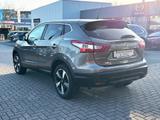 Nissan Qashqai 1.2 360 4x2 *Klimaautomatik*Rückfahrkame - Nissan Qashqai bis 10.000 Euro
