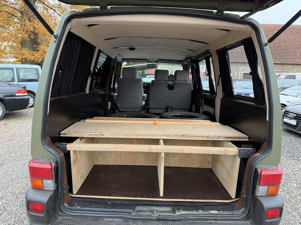 Volkswagen T4 Caravelle