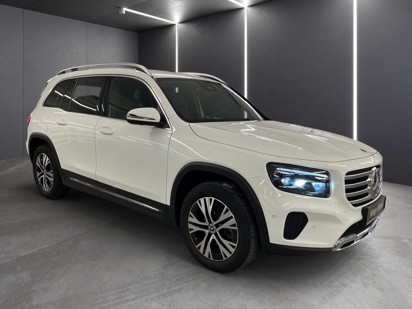 Fahrzeugabbildung Mercedes-Benz GLB 200 Progressive*AHK*Distro*360°*Totwi*MBeam*