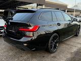 BMW 320 d xDrive M Sport Ambiente*Life Pro*ALL BLACK - BMW 320: Schwarz, 320d