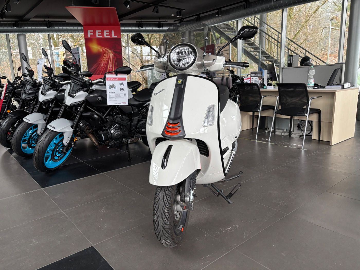 Fahrzeugabbildung Vespa GTS 300 Super Sport Arrow Auspuff