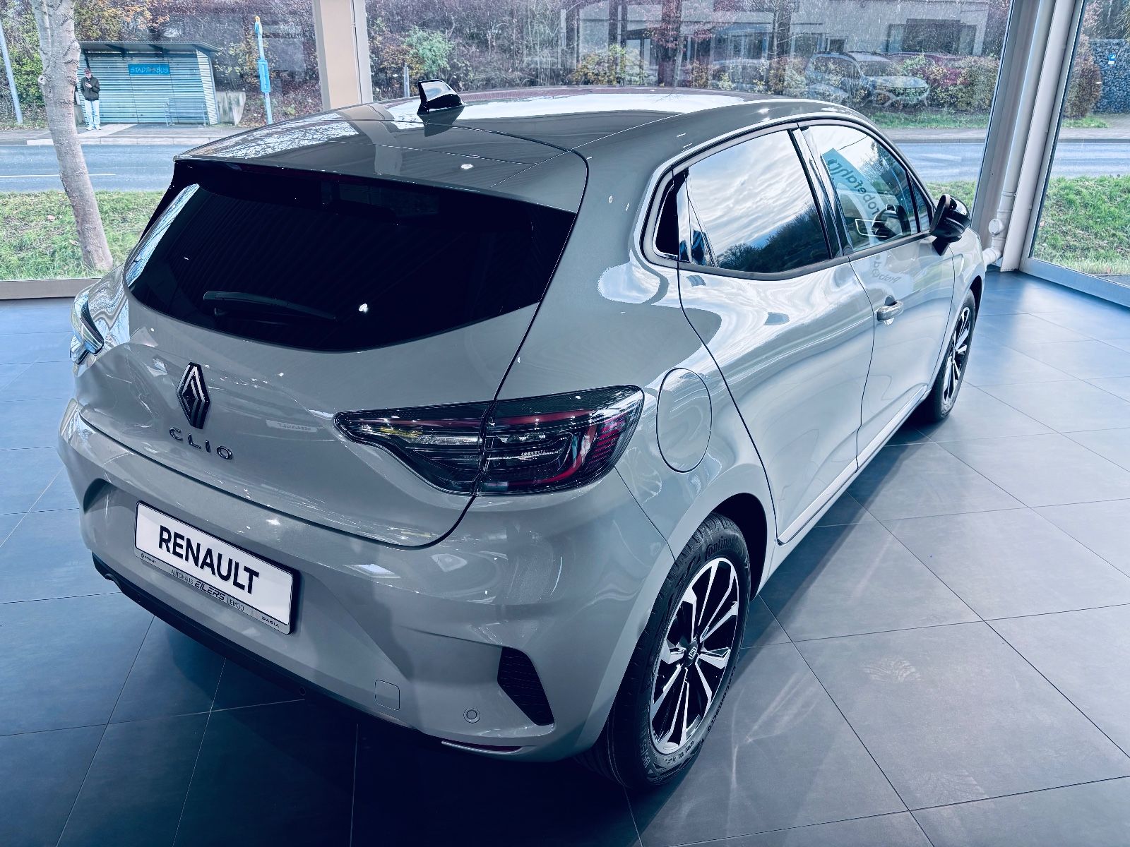 Fahrzeugabbildung Renault Clio TCe 90 KISS SONDERMODELL