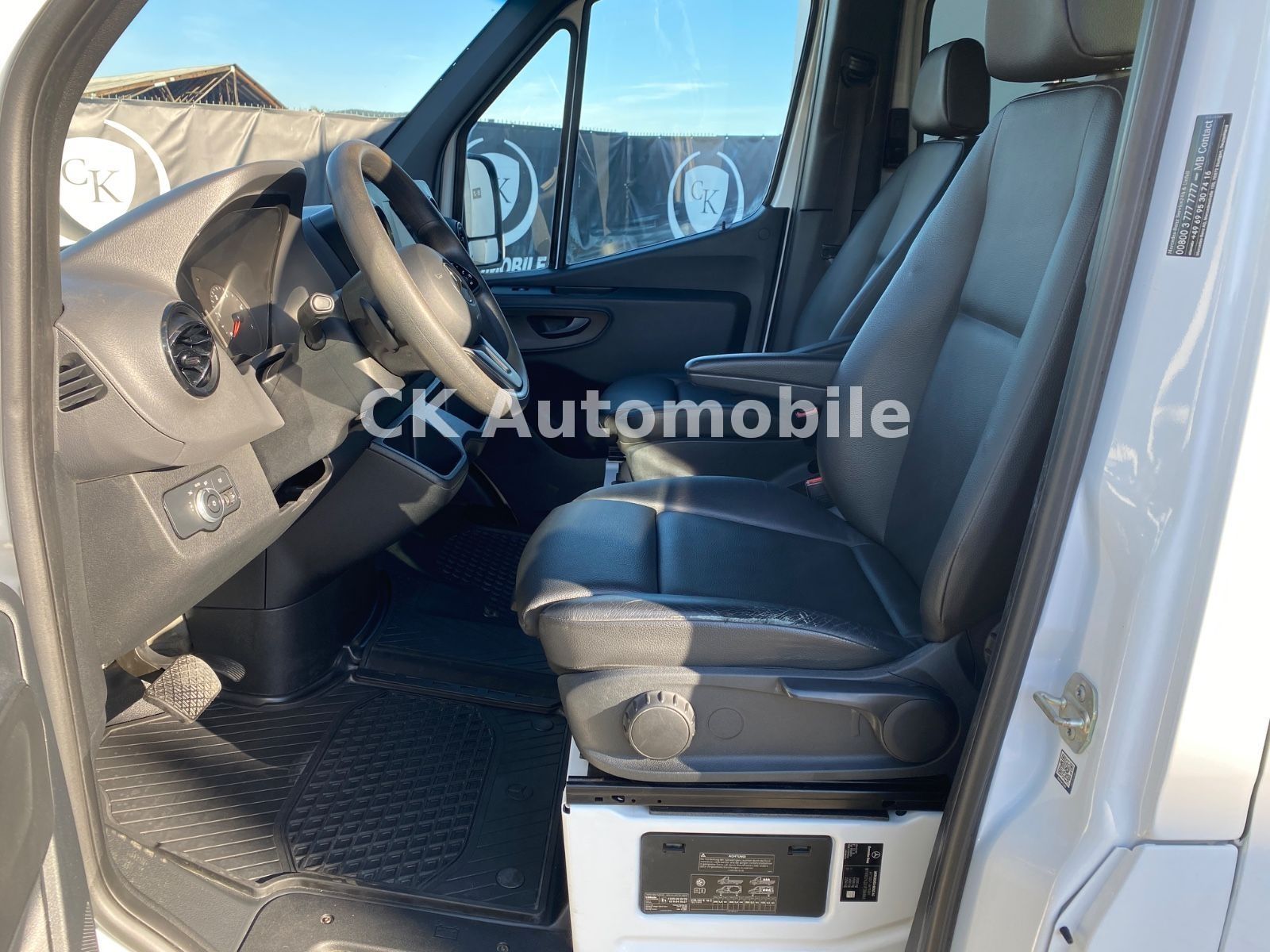 Fahrzeugabbildung Mercedes-Benz Sprinter III Kasten 316 RWD Mixto Autom./5 Sitze