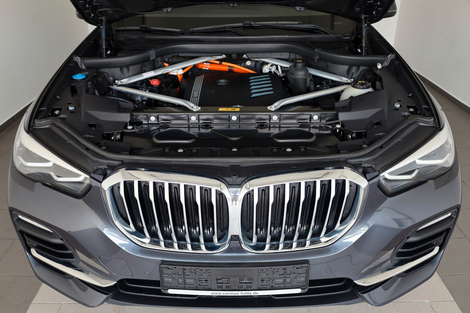 Fahrzeugabbildung BMW X5 xDrive 45e Leder,Navi,LED,SH,Panorama,Parkass
