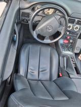 Mercedes-Benz SLK 200 Cabrio/ Roadster  - Mercedes-Benz 200 mit 3 Türen