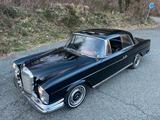 Mercedes-Benz Mercedes 220se coupe W111 - Mercedes-Benz 220: W111