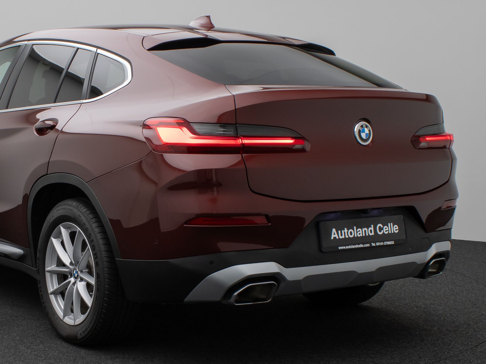 Fahrzeugabbildung BMW X4 xD30d Kamera DAB CockPitPlus AHK Sport LED