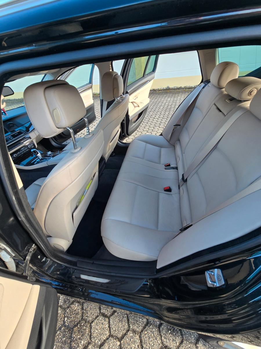 BMW 520 2012 — photo 12