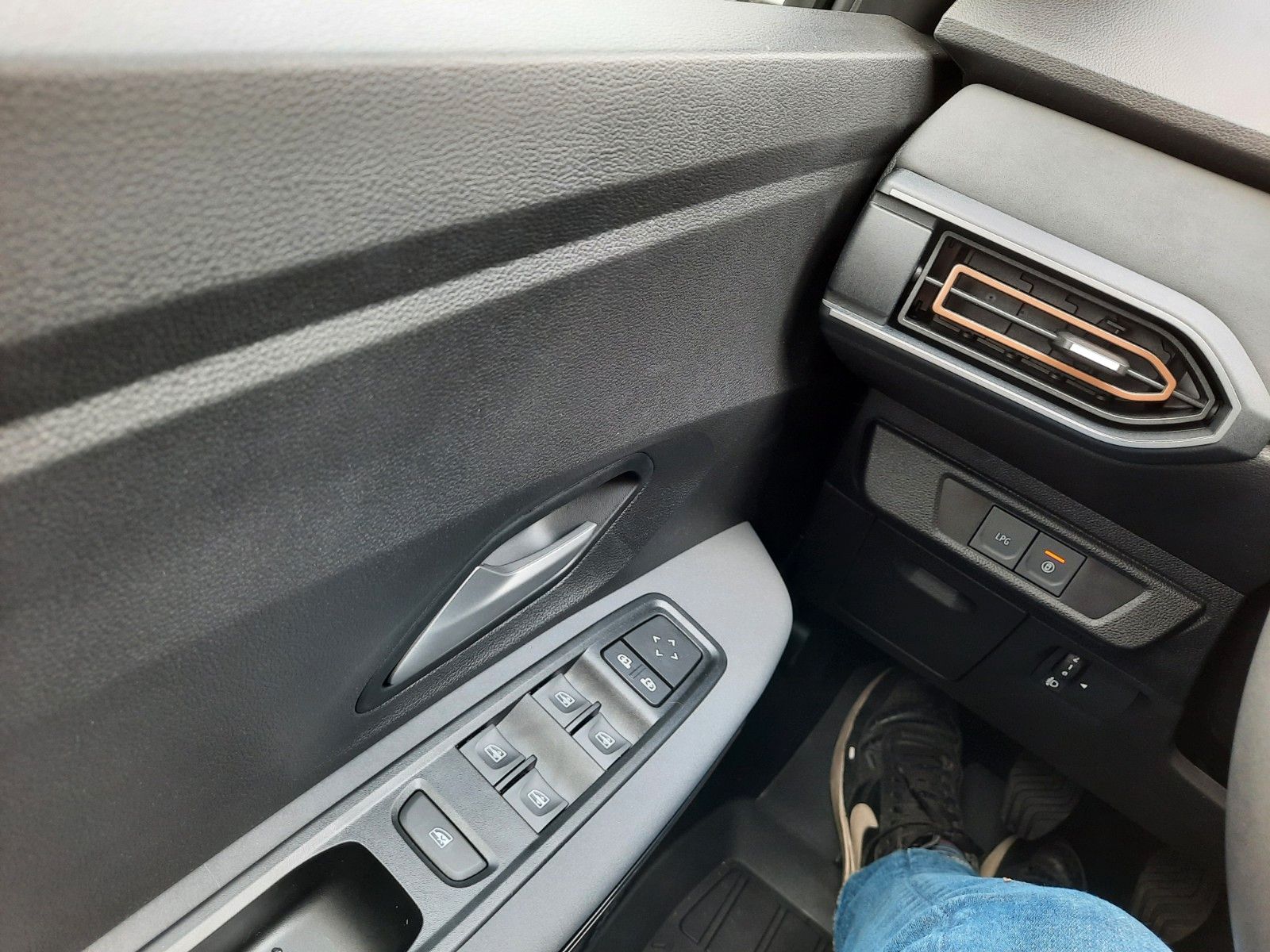 Dacia Jogger - Bild 18