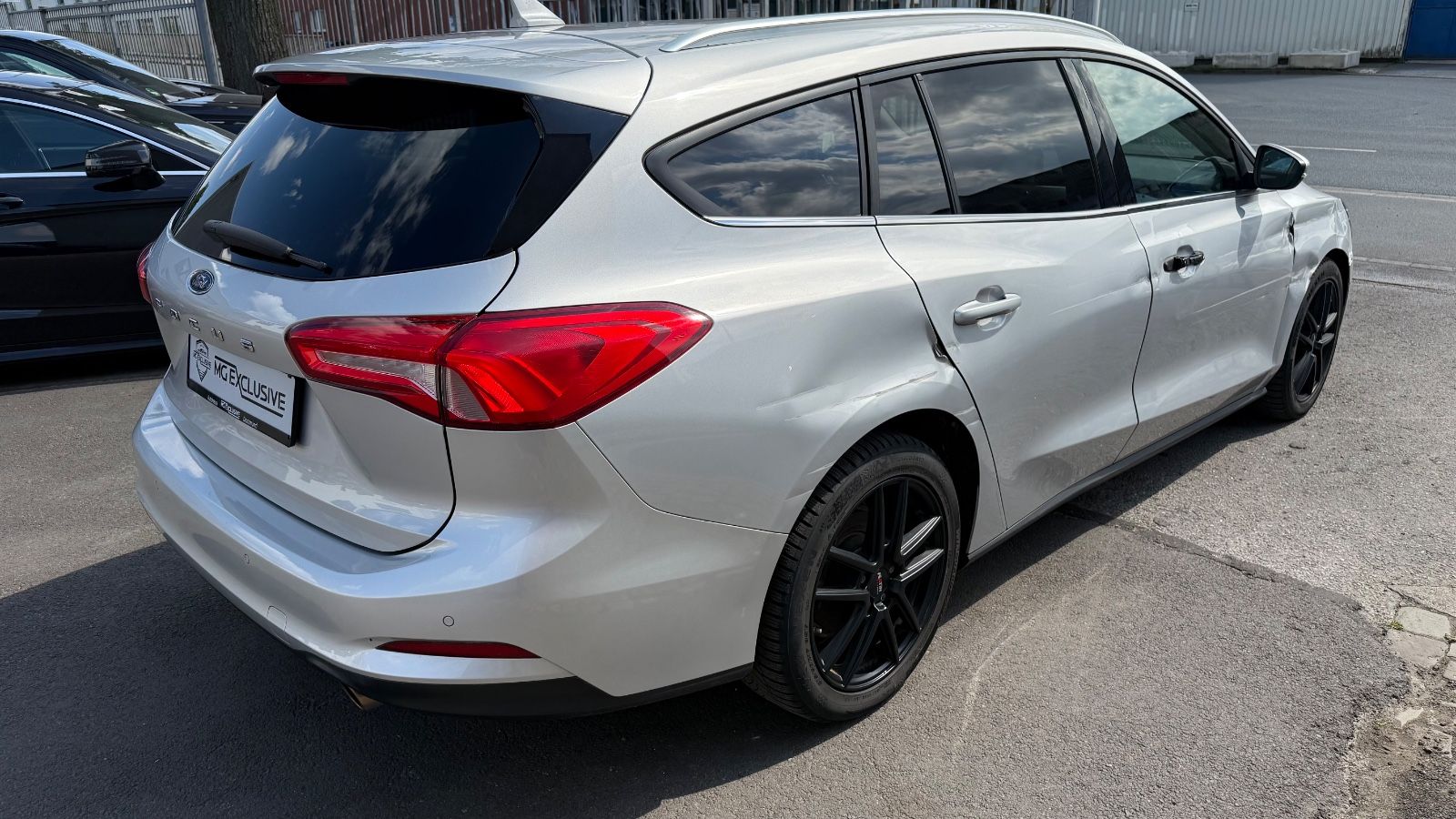 Fahrzeugabbildung Ford Focus Turnier Cool & Connect