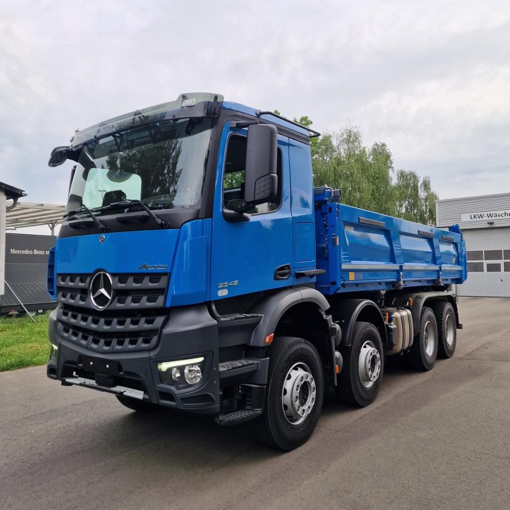 Fahrzeugabbildung Mercedes-Benz Arocs 3245 K 8x4/4 Bordmatik,Rollplane