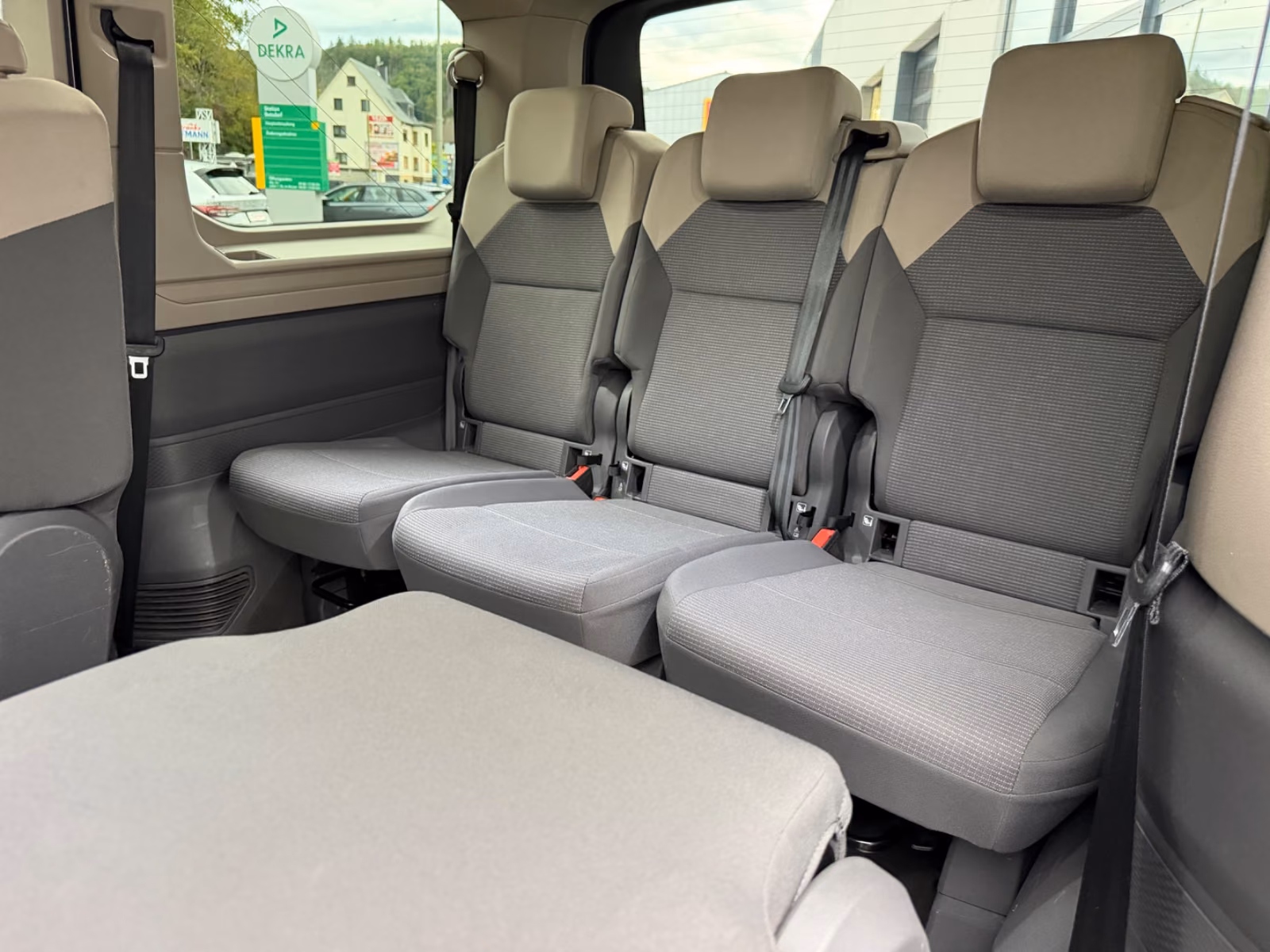 Volkswagen T7 Multivan 2.0 TDI 7-Sitzer
