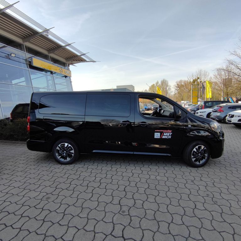 Fahrzeugabbildung Opel Zafira Life Tourer L 2.0D Aut.+Leder+Standh+Kame