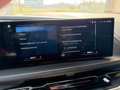 BMW XM/B&W/AHK/M-DRIVERs PACKAGE/BMW GARANTIE