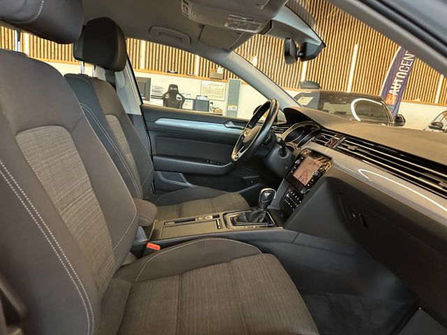Volkswagen Passat Variant Business 4Motion*Kamera*LED*Klima