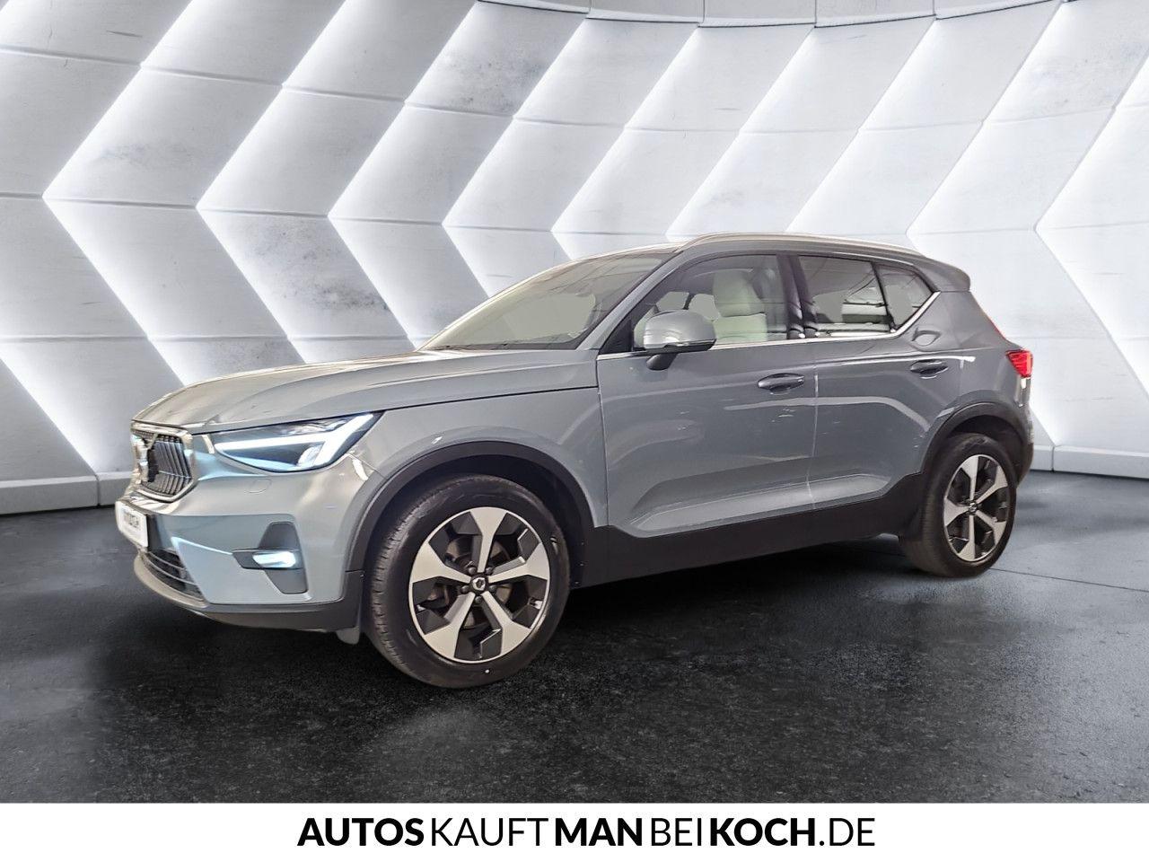 Volvo XC40 B4B AWD Ultimate Bright PANO AHK LED H&K!