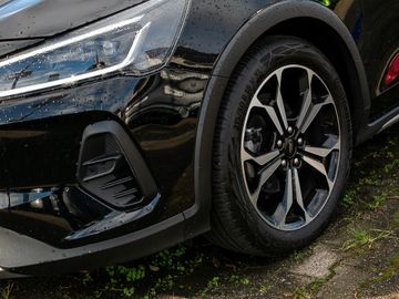 Ford Focus Turnier 1.0 Active Vignale Family-Paket