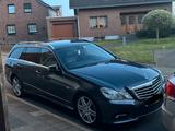 Mercedes-Benz Mercedes Rechtslenker/ möglicher Tausch fü... - Rechtslenker mit Diesel-Antrieb