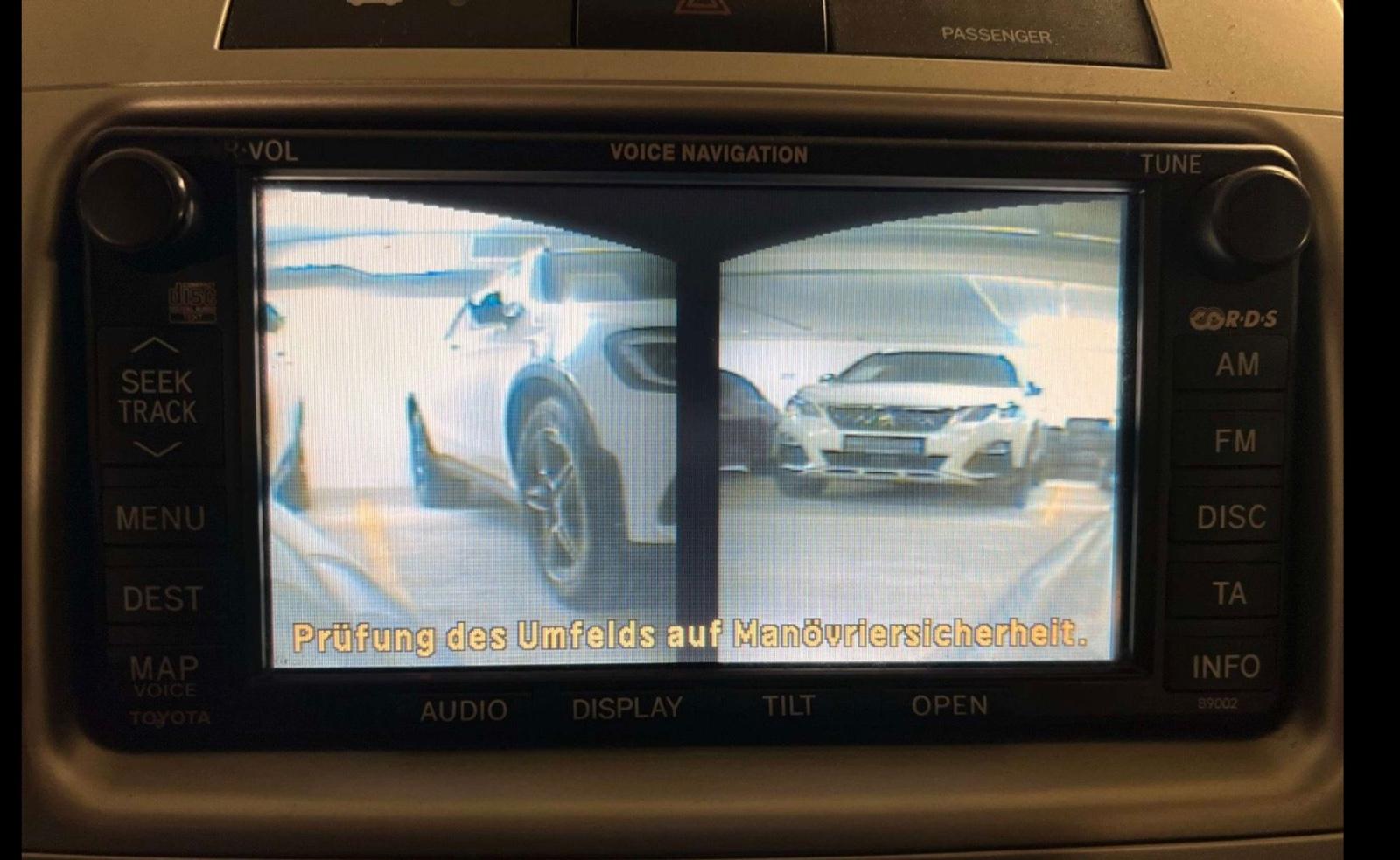 Toyota Corolla Verso 2004 — photo 15