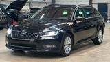 Skoda Superb Combi Ambition - Skoda Superb mit Diesel-Antrieb: Schwarz, Limousine