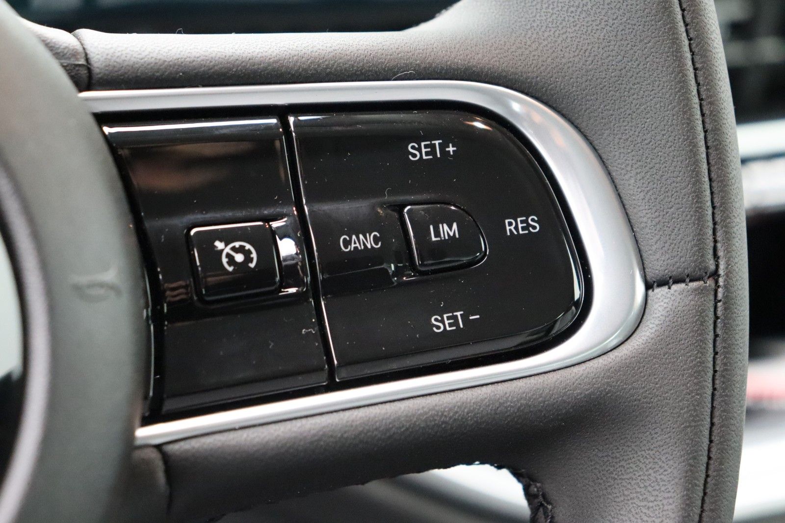 Fahrzeugabbildung Fiat 500 1.0 FireFly Hybrid Torino