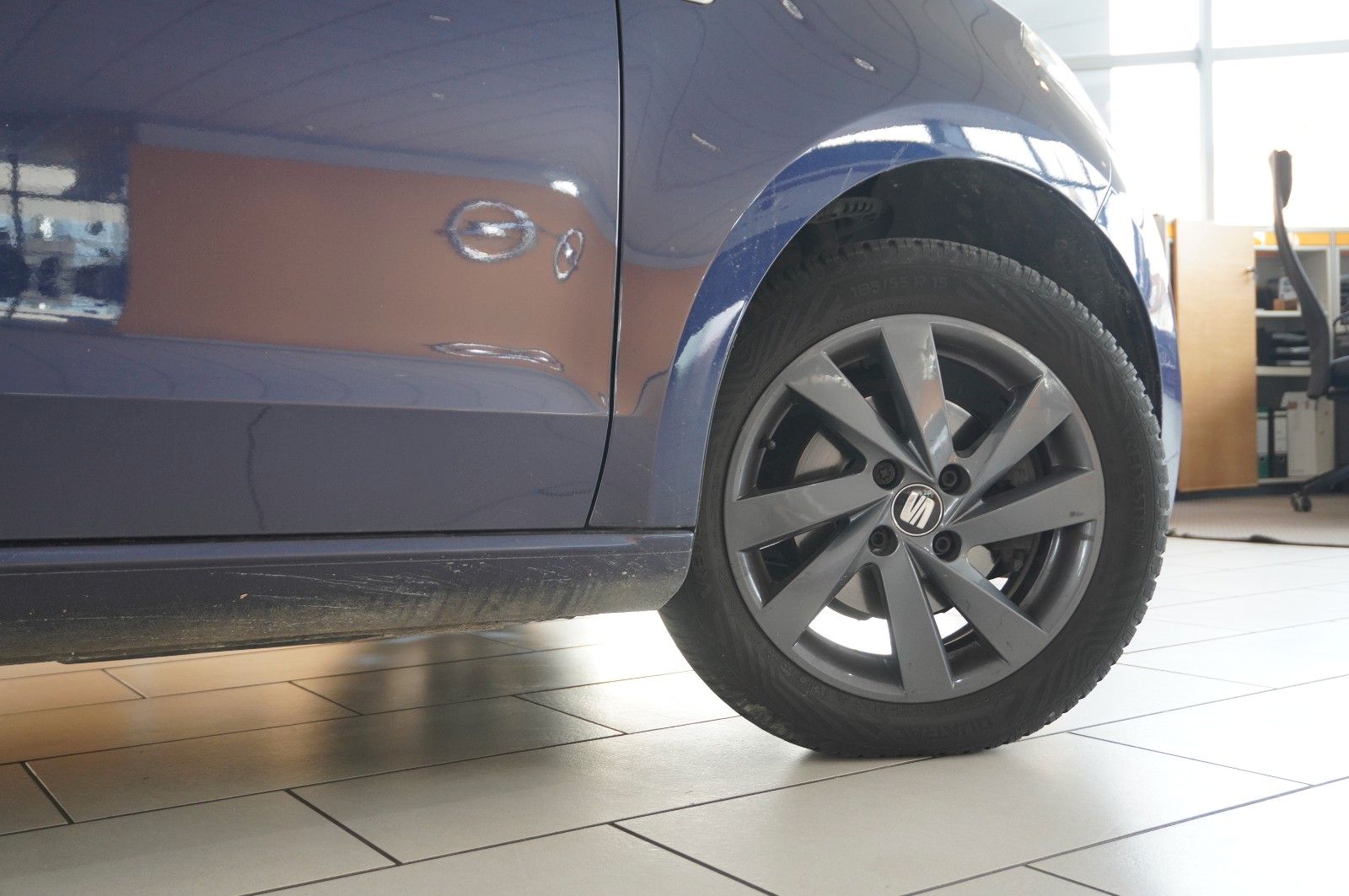 Fahrzeugabbildung SEAT Mii 1.0 CONNECT 5-TÜR NAVI/SPORT/SHZ/PANO./PDC