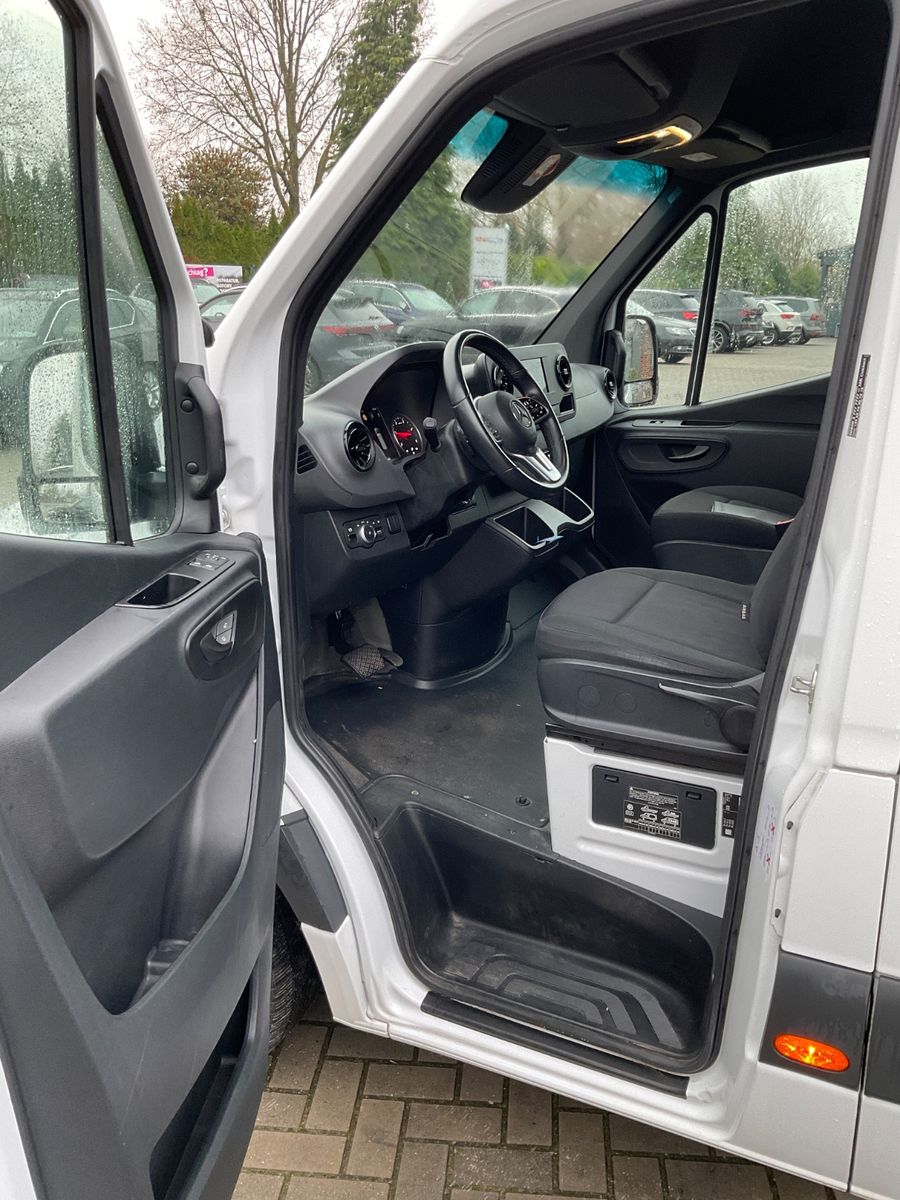 Fahrzeugabbildung Mercedes-Benz Sprinter 315,Kamera,3.5T,Navi,Carplay,L2