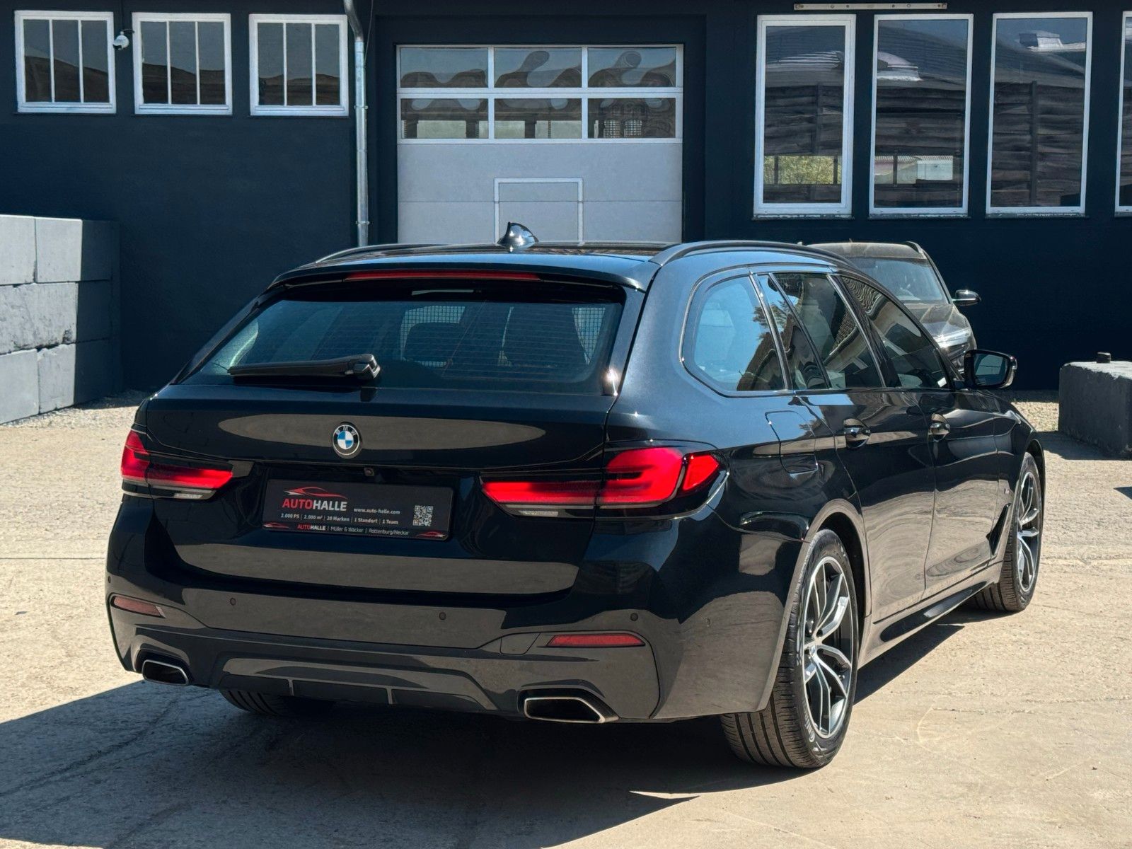 Fahrzeugabbildung BMW 530d M Sport Aero Shadow LED CAM Klim-4Z CarPlay