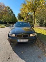 BMW 1er, 116d, Facelift - BMW 116 in Kiel