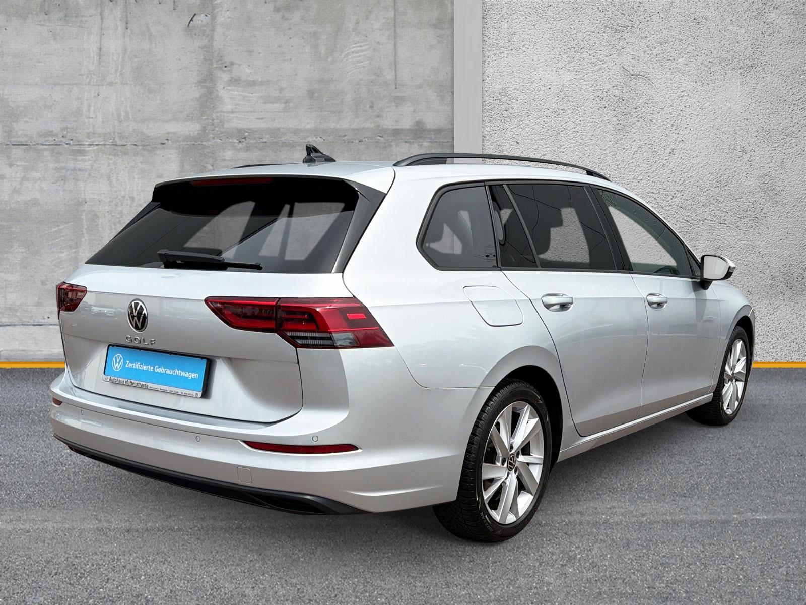 Volkswagen Golf VIII Variant 2.0 TDI DSG Life LED NAVI SHZ 