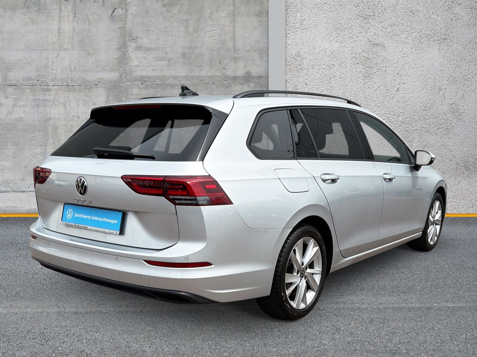 Fahrzeugabbildung Volkswagen Golf VIII Variant 2.0 TDI DSG Life LED NAVI SHZ